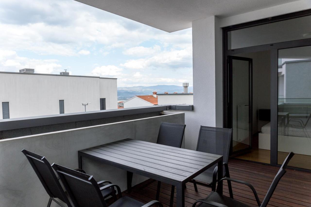 Auredius Deluxe Sea Apartment Копер Екстер'єр фото